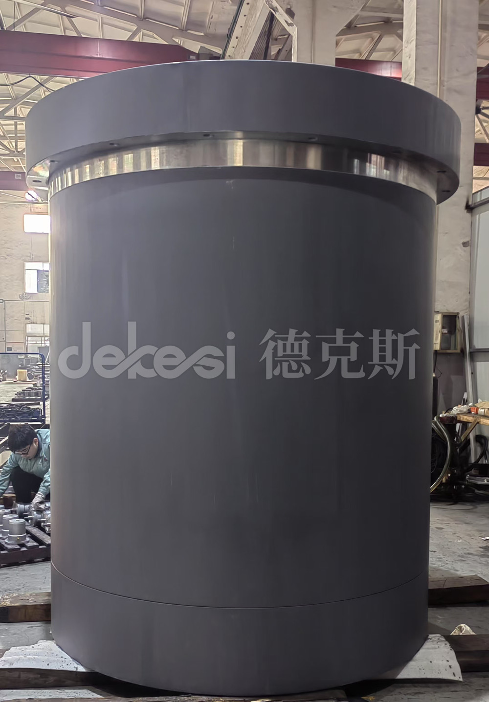 压机油缸